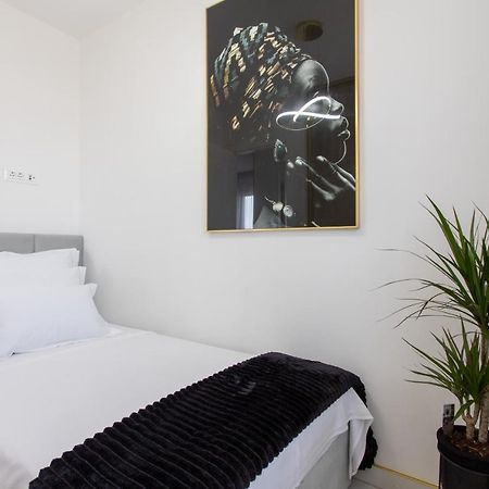 Apartments Taratta 1 Trogir Bagian luar foto