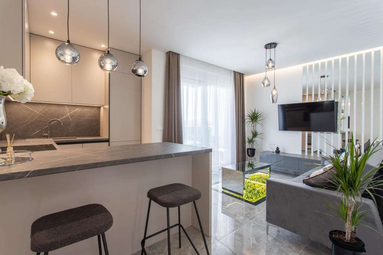 Apartments Taratta 1 Trogir Bagian luar foto