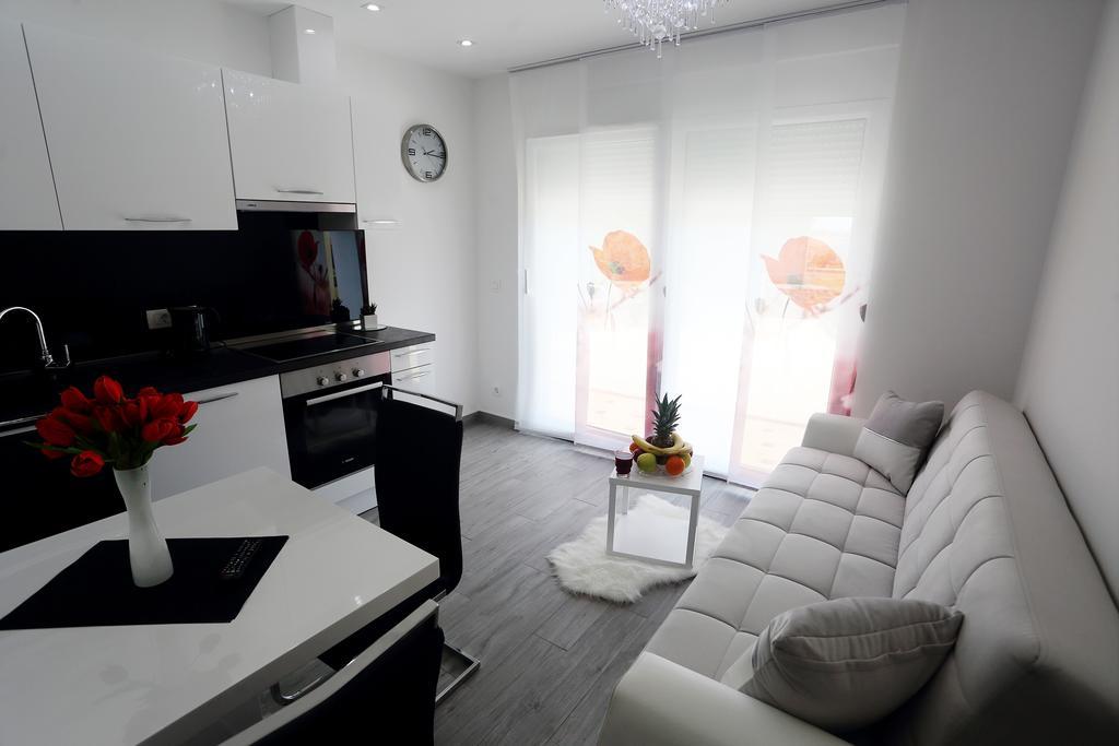 Apartments Taratta 1 Trogir Bagian luar foto