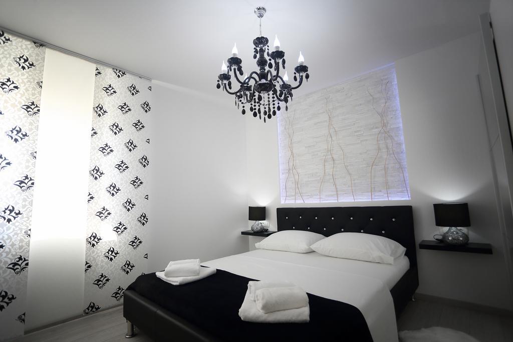 Apartments Taratta 1 Trogir Bagian luar foto