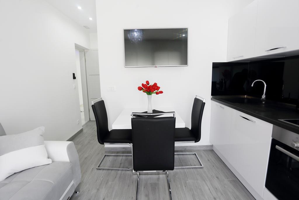 Apartments Taratta 1 Trogir Bagian luar foto